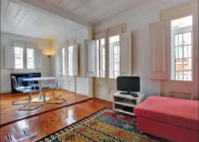 Fuer 11 Personen Und 1 Kind In Lissabon- Regiao De - Costa De Lisbo By Interhome Apartment