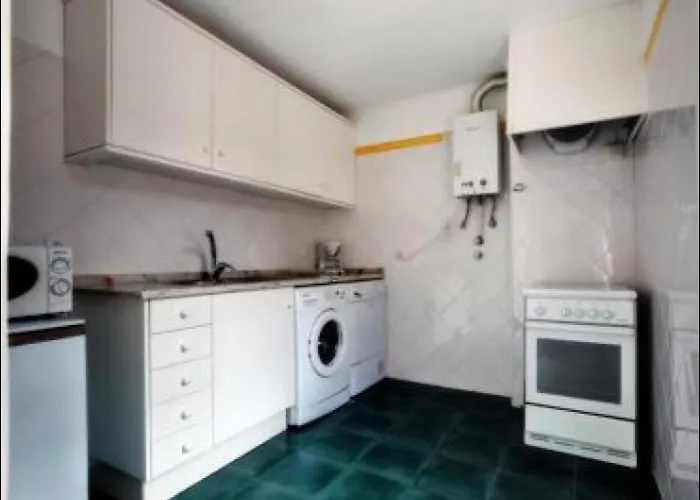 Fuer 11 Personen Und 1 Kind In Lissabon- Regiao De - Costa De Lisbo By Interhome Apartament